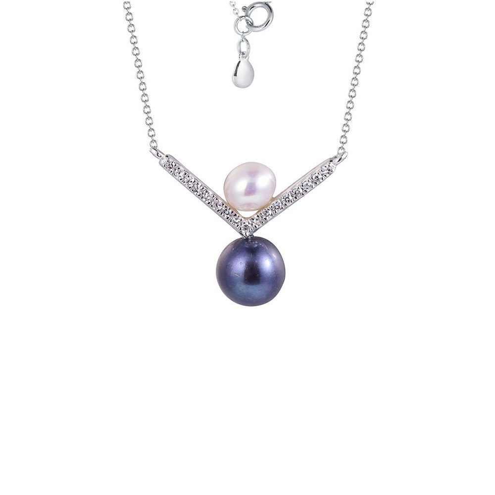 18K DIAMOND/PEARL NECKLACE
